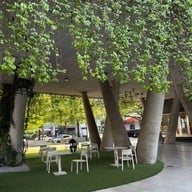 Crystal Design Center (CDC) คริสตัล ดีไซน์ เซ็นเตอร์ (ซีดีซี)