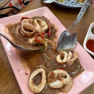 ครัวต้นมะพร้าวเคียง ม.บูรพา