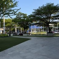 Crystal Design Center (CDC) คริสตัล ดีไซน์ เซ็นเตอร์ (ซีดีซี)