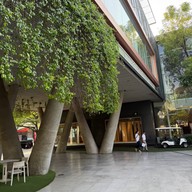 Crystal Design Center (CDC) คริสตัล ดีไซน์ เซ็นเตอร์ (ซีดีซี)