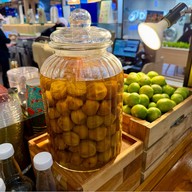 เบ๊อิ้วกี่ ยอดน้ำหวาน