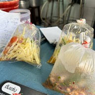 ร้านลาบเป็ดอุบล สาขา 2 ถนนประดิพัทธ์ ( ตรงข้ามซอยประดิพัทธ์ 23) พญาไท
