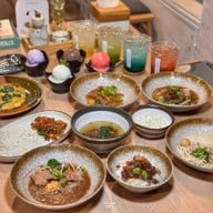 Hwantsu Creative Cafe