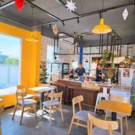 บรรยากาศ SOME GLASS BAR AND CAFE