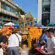 บรรยากาศ ศาลท้าวมหาพรหมเอราวัณ