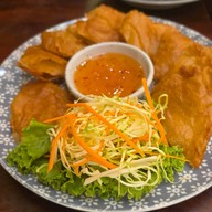 เมนูของร้าน หอมรัญจวน อาหารไทย-เวียดนาม บางรัก