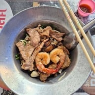 ก๋วยเตี๋ยวผัดงี่เง่า เจ๊เบญโอเดี้ยน เยาวราช