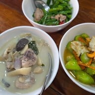 ครัวยุ้งข้าว ปั๊มปตทบางปะอิน