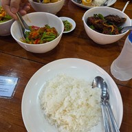 ครัวยุ้งข้าว ปั๊มปตทบางปะอิน