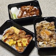 ร้าน  3_ร้าน อ.อาหารจานเดียว โรงอาหารคณะรัฐศาสตร์จุฬา