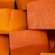 ผลไม้สด ปอก พร้อมทาน บ้านธาม