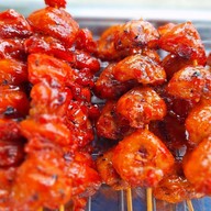 วินเนอร์ ไก่ย่าง หมูปิ้ง ไก่ทอด หน้าโลตัสปงสนุก โลตัสปงสนุก