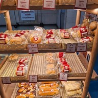 ปั้นลี่ ร.พ. เลิดสิน