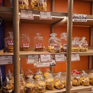 ปั้นลี่ ร.พ. เลิดสิน