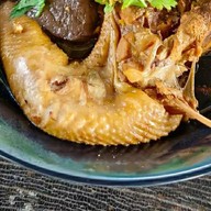 ก๊วยเตี๊ยวโครงไก่