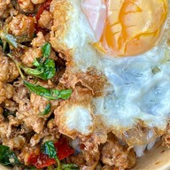 สุกี้ เมี่ยง กะเพรา