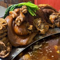 ข้าวขาหมู หรรมพเนจร สาขา3