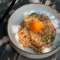 มิตร ข้าวผัดมันเนื้อคลุกฝุ่นจิ้มแจ่ว อารีย์