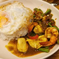 เมนูของร้าน เนือย แกงใต้ทำสด โชคชัย4 โชคชัย4