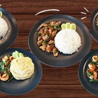 กะเพราคั่วหอม ลาดพร้าว