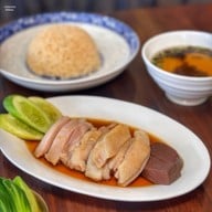 เฉิงฟู่ ข้าวมันไก่สิงคโปร์ ลาดพร้าววังหิน