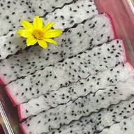 ผลไม้สด ปอก พร้อมทาน บ้านธาม