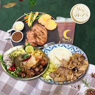 พระจันทร์ Cafe & Restaurant กัลปพฤกษ์
