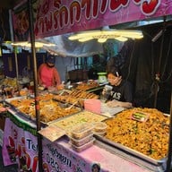 ตลาดตรอกหม้อ