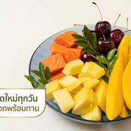 ปอกลอก ผลไม้ปอกพร้อมทาน - xola cafe