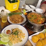 สุขเสมอแคมป์ปิ้ง เกาะล้าน