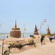 หาดบางแสน
