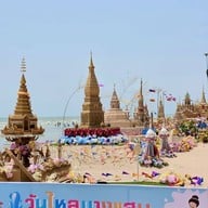 หาดบางแสน