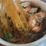 เมนูของร้าน กุ้งอบวุ้นเส้นตลาดกลางลาดสวาย