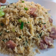 เมนูของร้าน P.KWOWPATPU ตลาดกลางลาดสวาย