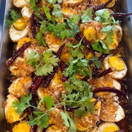 ร้านข้าวแกงพิดโลก