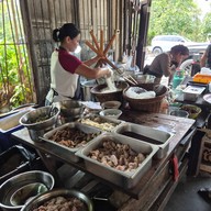 ก๋วยเตี๋ยวเรือคลองสระบัว