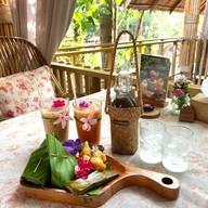 บ้านไร่ ไออรุณ
