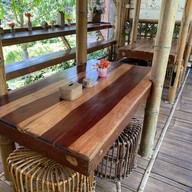 บ้านไร่ ไออรุณ