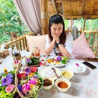 บ้านไร่ ไออรุณ