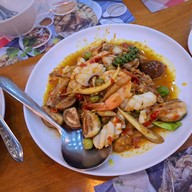 ภัตตาคารแม่นำพร