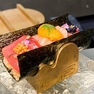 maki baki  handroll เจ อเวนิว ทองหล่อ
