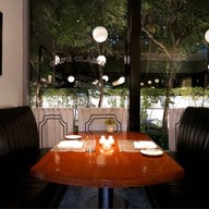 Cafe Claire Oriental Residence Bangkok