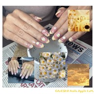 Ganesha NAILS Apple Loft