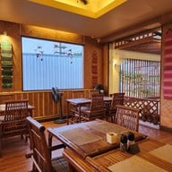 Jasmine Thai Restaurant เขาหลัก