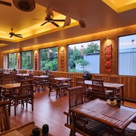 Jasmine Thai Restaurant เขาหลัก