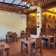 Jasmine Thai Restaurant เขาหลัก