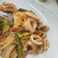 ตึกเหลืองมหาชัยซีฟู้ด ตึกเหลืองมหาชัยซีฟู้ด