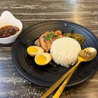 เมนูของร้าน ขาหมูกระทะทอง(ต้มถั่ว) คลองสาน - เจริญนคร - ตากสิน