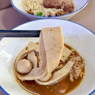 เนื้อต้มบ้านม้า รามคำแหง81