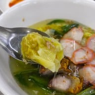 ธานี ข้าวหมูแดง - หมูกรอบ อารีย์